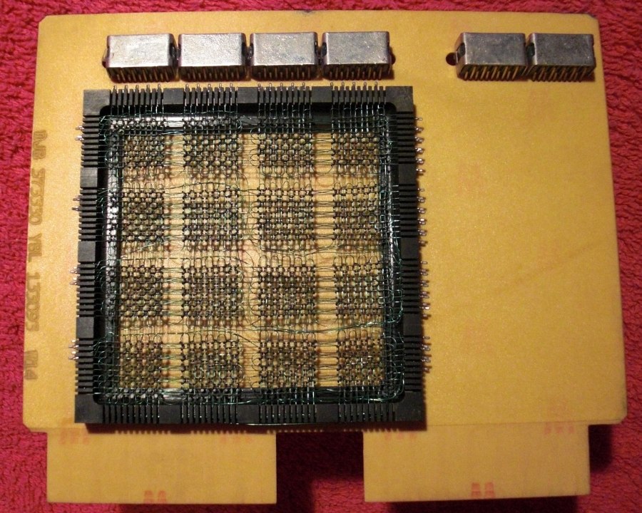 d_sifi_ibm_core_storage_card_greenwired~~1